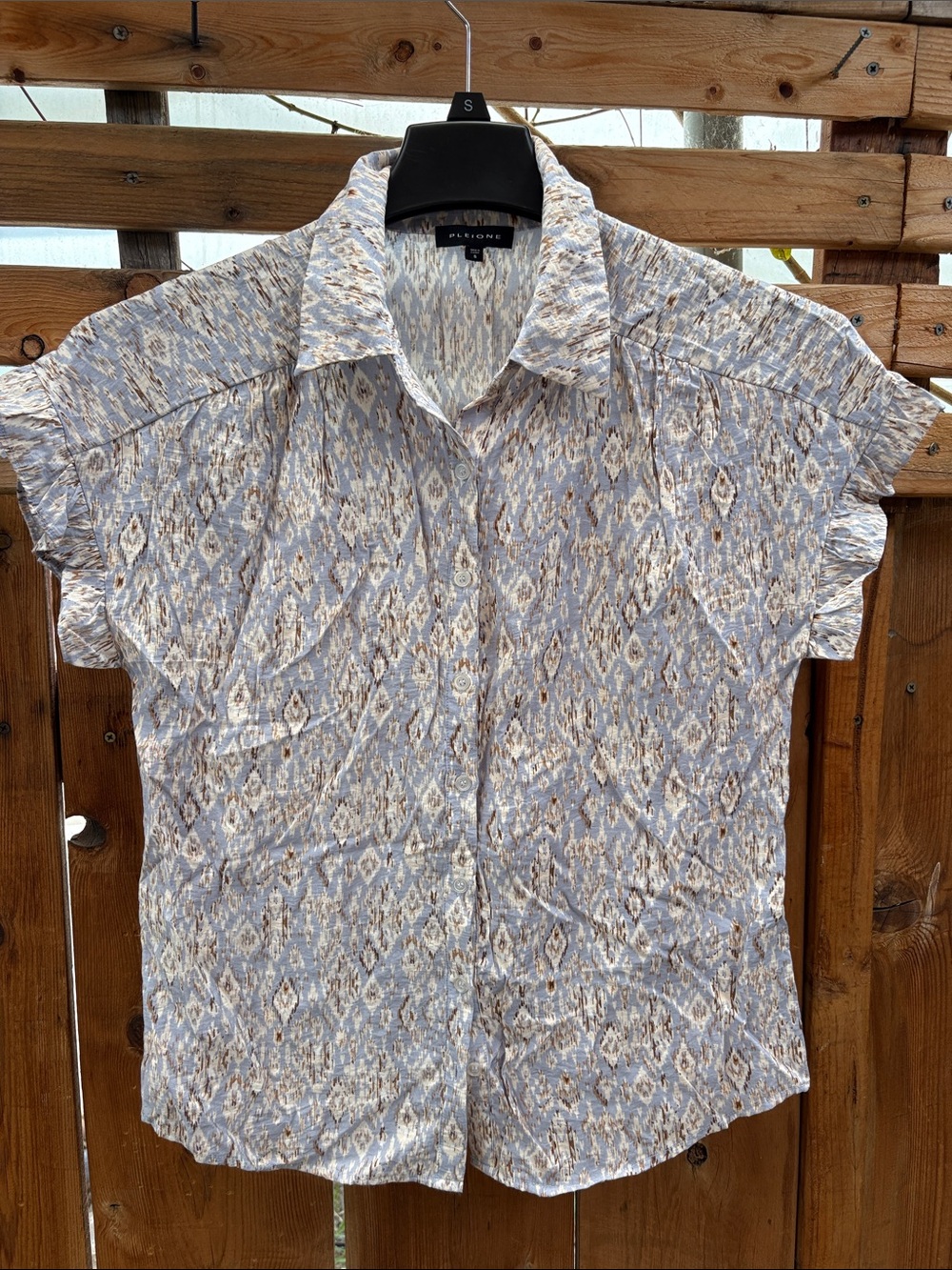 Short-Sleeve Button-Up Shirt in Light Blue and Cream Ikat Print